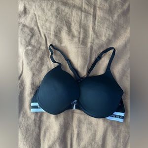 Tommy Hilfiger Front Clasp Bra!